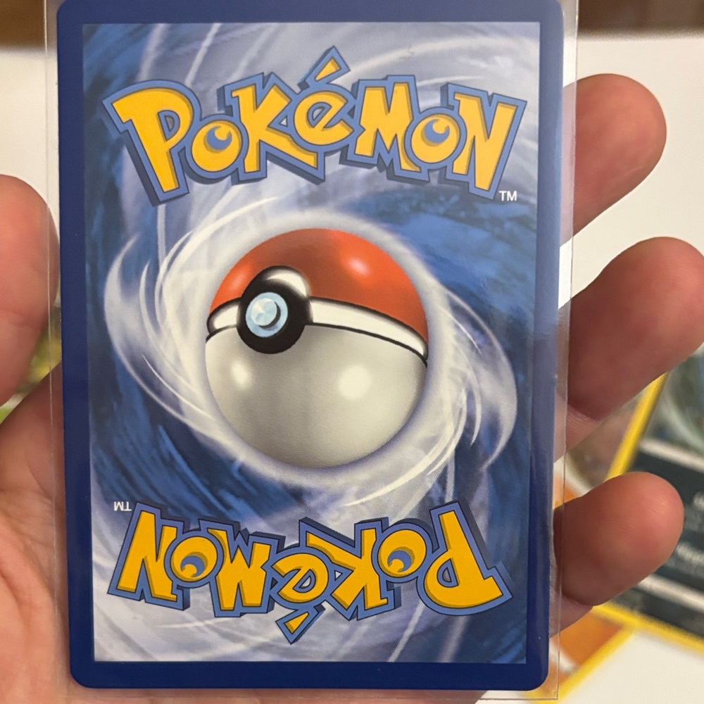 Pokemon Charmeleon Card - Red and Orange - Picture 3 of 3